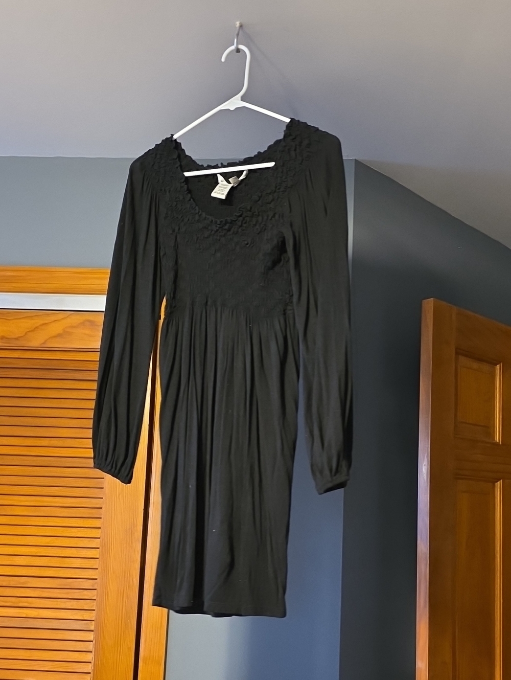 Black Long-Sleeve Smocked Waist Dress -